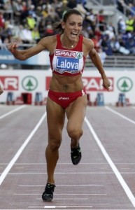 Ivet Lalova of Bulgaria reacts as she crosses the finish line to win the women's 100 metres final at the European Athletics Championships in Helsinki June 28, 2012.  REUTERS/Tobias Schwarz (FINLAND  - Tags: SPORT ATHLETICS)