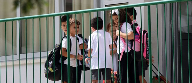 Кипър: Учениците се връщат в училищата на 10 януари